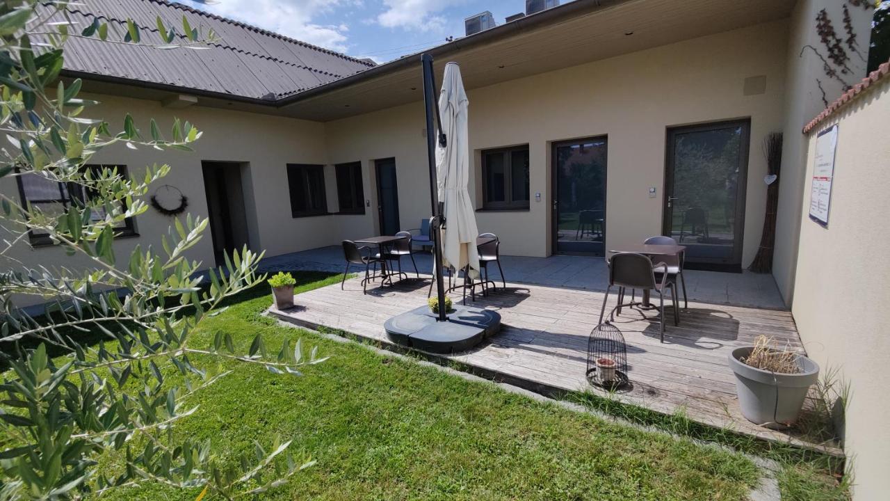 Sabines Apartments Ferienwohnungen Frauenkirchen Exterior photo